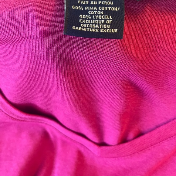 Beautiful V-neck long sleeve top. - Picture 3 of 3